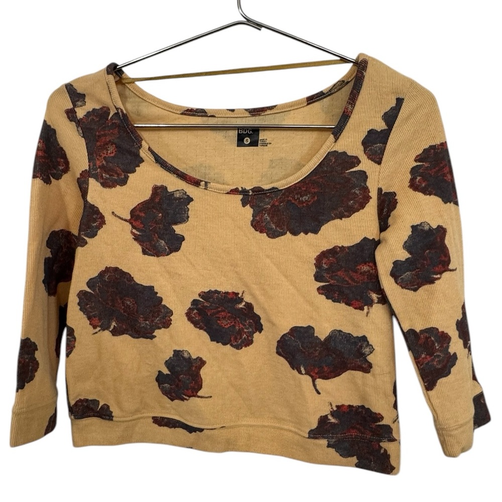 BDG Urban Outfitters Yellow Red Floral Print Retro Graphic Shirt Women’s S MINTY